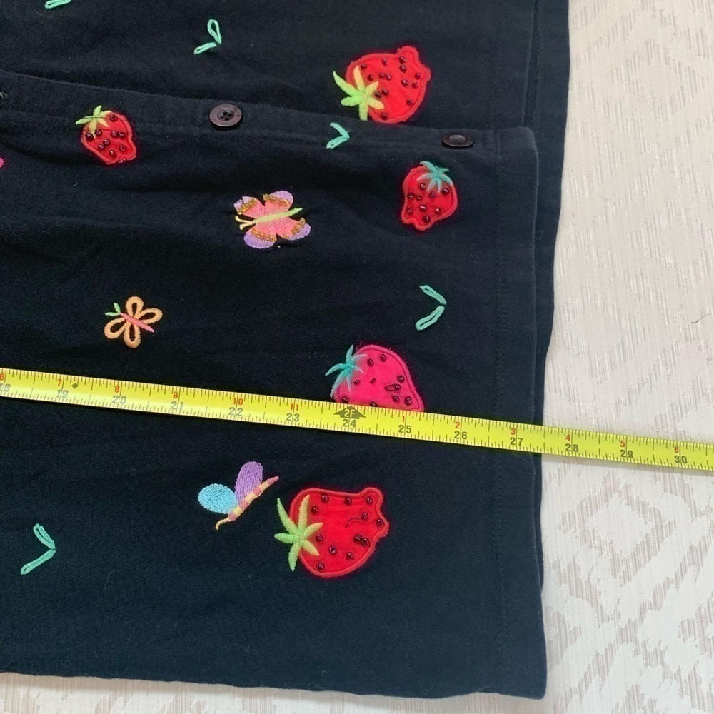 Michael Simon Lite Embroidered Beaded Strawberries Black Buttondown Top Size M - Picture 6 of 6